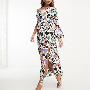 One shoulder cut out ( on side ) midi dress in colored animal print